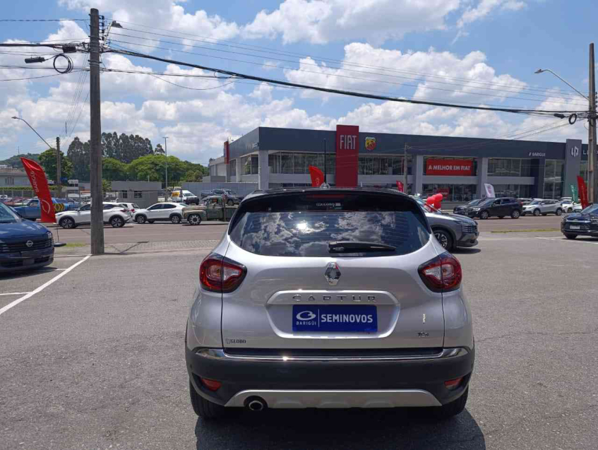 captur iconic 1.3 16v tce cvt x-tronic flex automatico 2021/225
