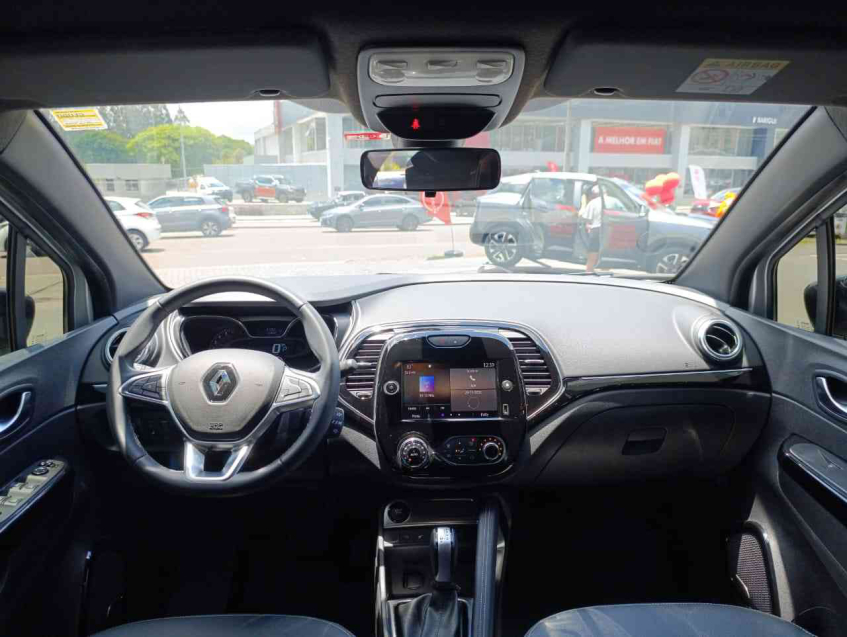 captur iconic 1.3 16v tce cvt x-tronic flex automatico 2021/2212
