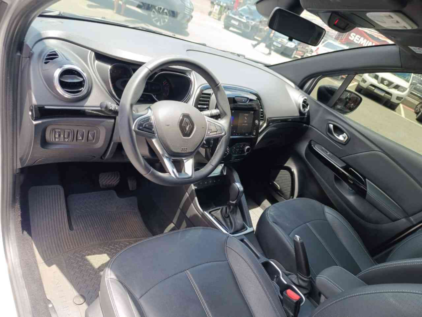 captur iconic 1.3 16v tce cvt x-tronic flex automatico 2021/229