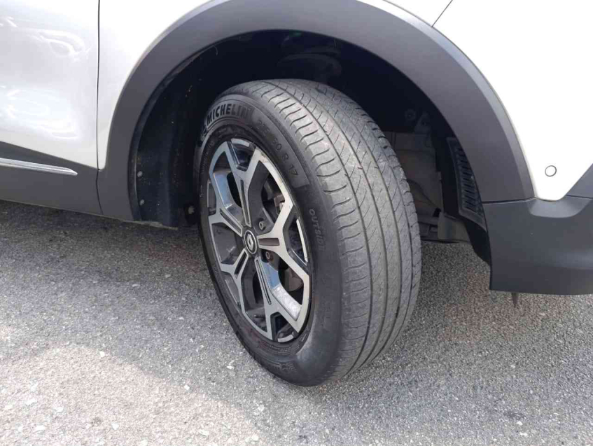 captur iconic 1.3 16v tce cvt x-tronic flex automatico 2021/2217