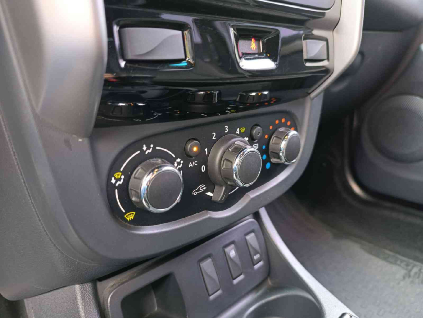 oroch expression 1.6 16v sce flex manual 2021/2216