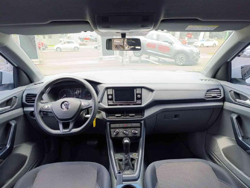 : t-cross sense 200(plus) 1.0 tsi at613