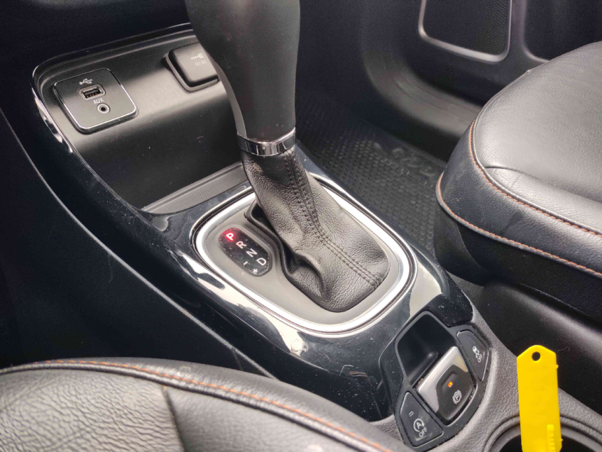 compass limited 4x2 2.0 16v at6 2018/201915