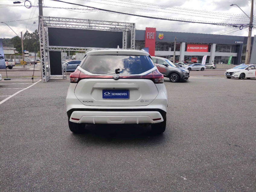 kicks advance 1.6 16v cvtflex automatico 2023/235