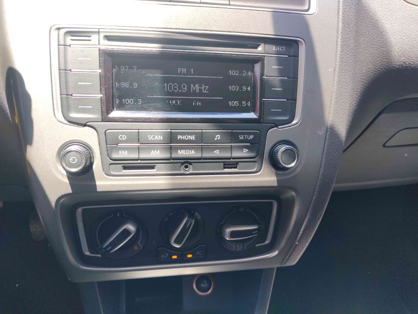 fox comfortline 1.6 8v  flex 2015/1516