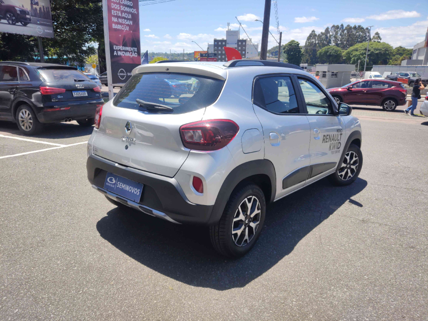 kwid outsider 1.0 flex manual 2024/256