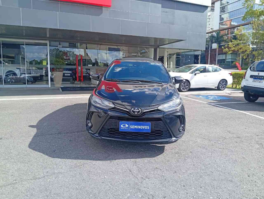yaris hatch xls 1.5 cvt  flex automatico 2022/231