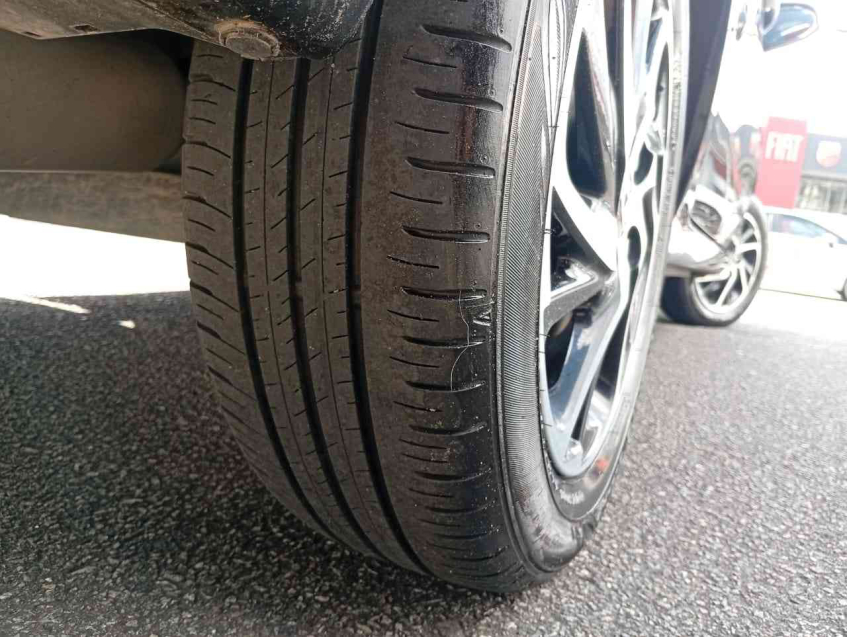 yaris hatch xls 1.5 cvt  flex automatico 2022/2315