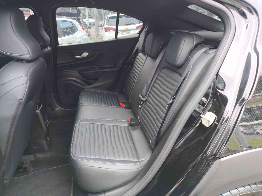 fastback impetus 200 1.0 tb cvt  2023/2411