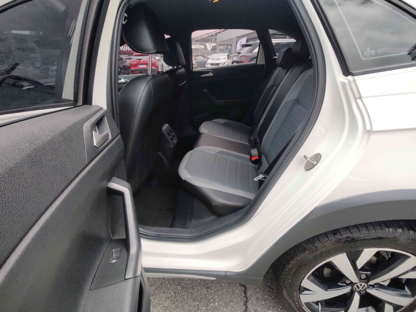 nivus highline 200 1.0 12v tsi at6  automatico 2023/2312