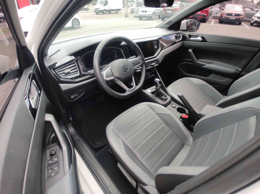 nivus highline 200 1.0 12v tsi at6  automatico 2023/2310