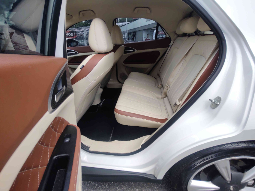 ora 03 skin 48 kwh 171hp  automatico 2023/2412