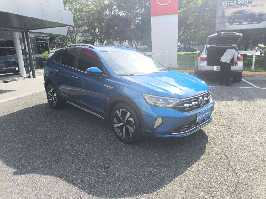 nivus highline 200(outfit) 1.0 tsi at6 flex automatico 2022/230