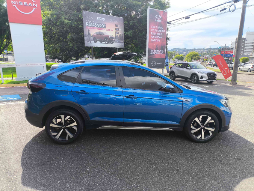 nivus highline 200(outfit) 1.0 tsi at6 flex automatico 2022/236