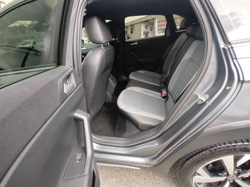 nivus highline 200 1.0 tsi at6  flex automatico 2024/2412