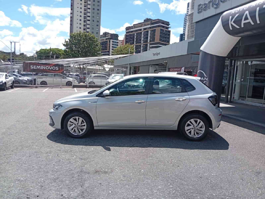 polo 1.0 confortline 170 at flex automatico 2024/243