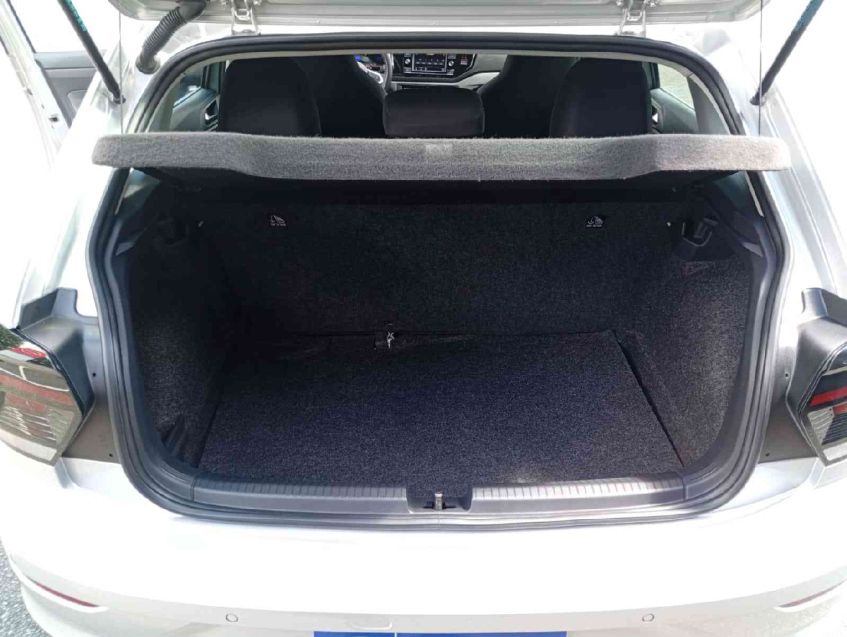 polo 1.0 confortline 170 at flex automatico 2024/248