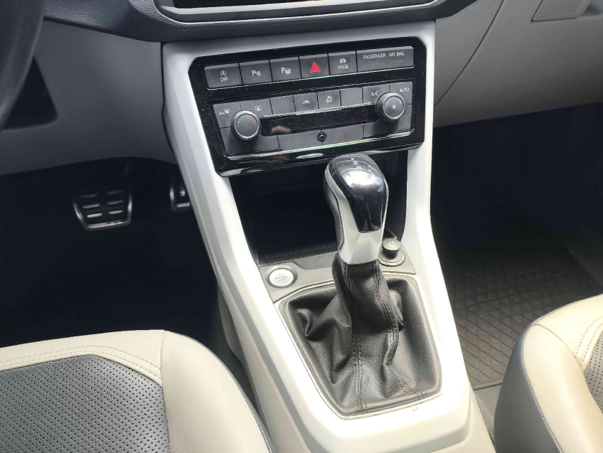 t-cross highline 250 1.4 tsi at6 flex automatico 2019/2017