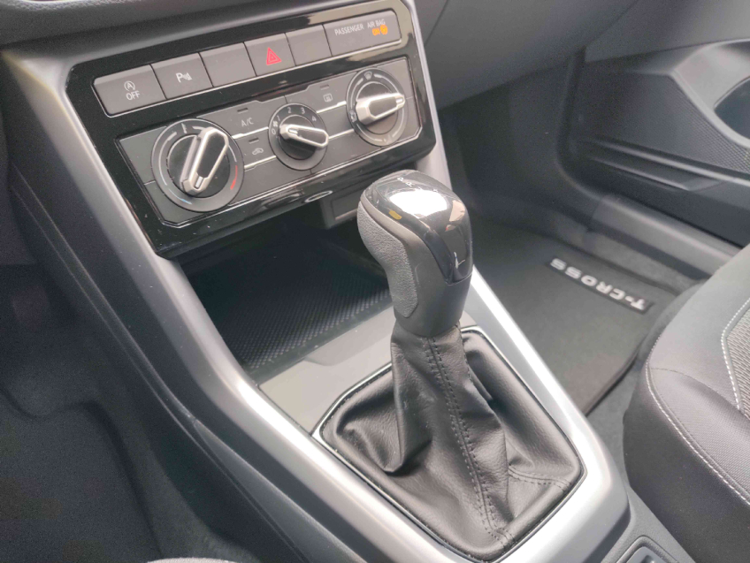 t-cross 200 1.0 tsi at6 flex automatico 2024/2415