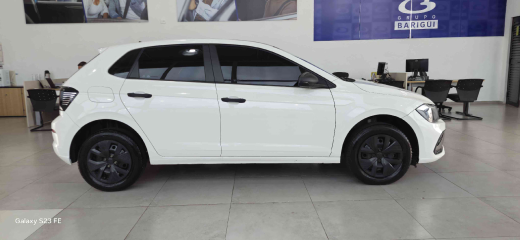 volkswagen polo  track 1.0 12v flex manual 2023/247