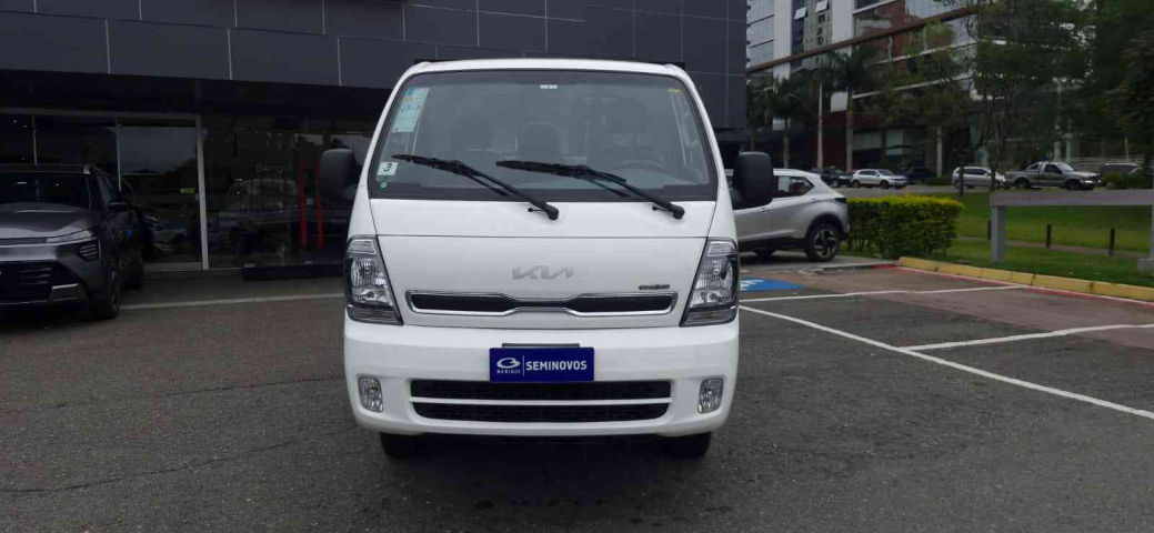ongo std rs k2500 4wd 2.5 mt6 diesel manual 2025/251