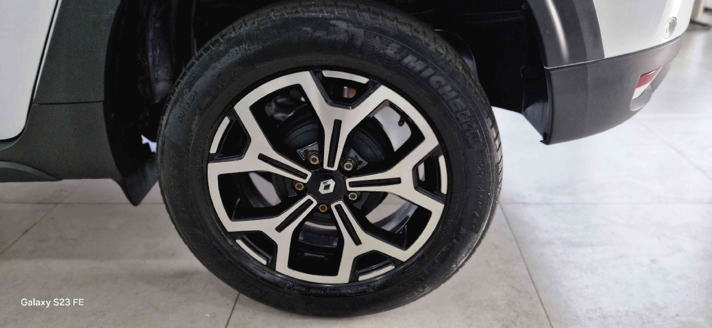 duster iconic 1.3 16v tce cvt x-tronic flex automatico 2023/2415