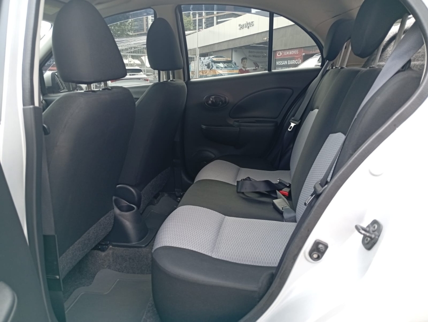 nissan march s 1.0 - completo14