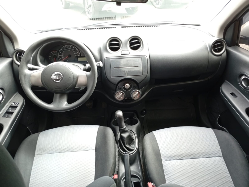 nissan march s 1.0 - completo13