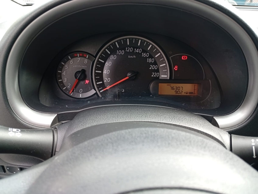 nissan march s 1.0 - completo12