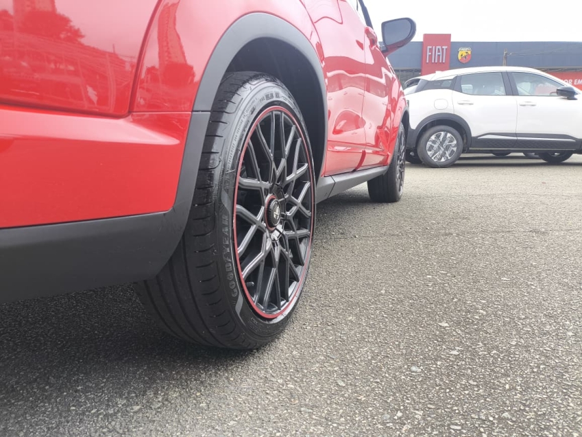 fiat fastback 1.3 turbo 270 flex abarth at6 4p automatico 202410