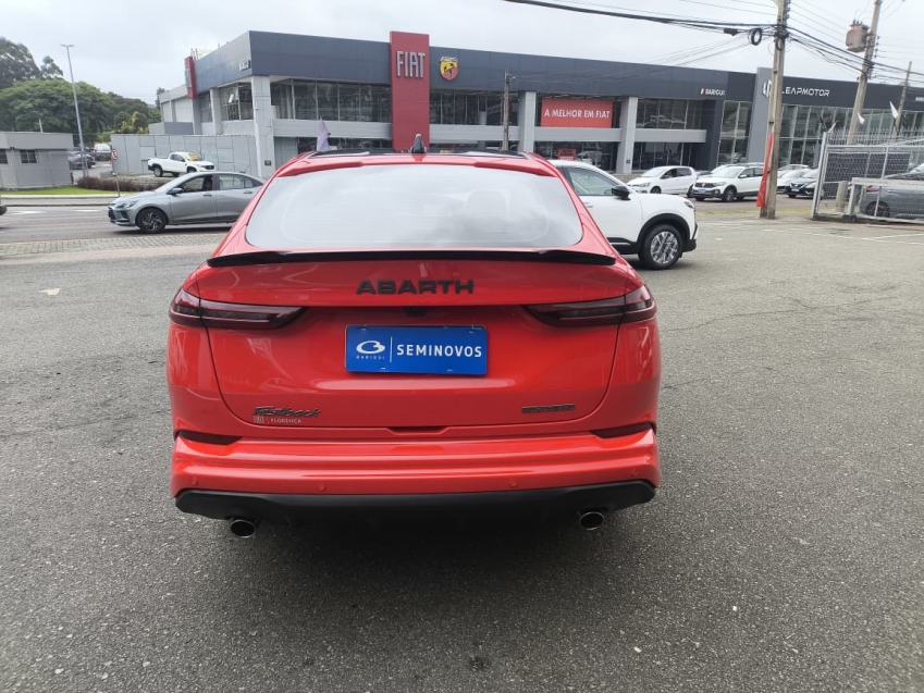 fiat fastback 1.3 turbo 270 flex abarth at6 4p automatico 20245