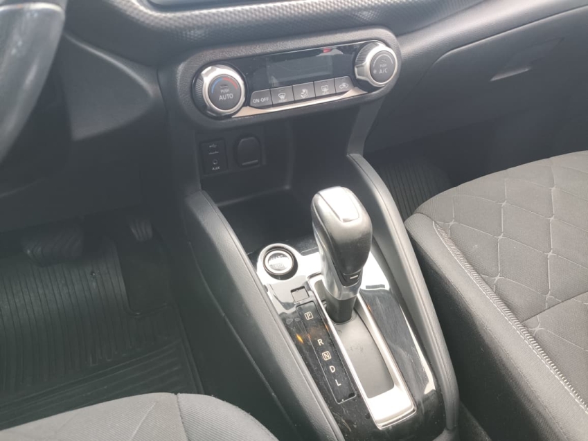 nissan kicks 1.6 16v flexstart sv 4p xtronic flex automatico 201714