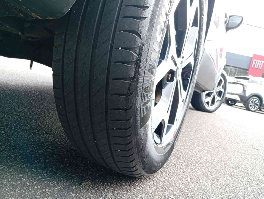 captur iconic 1.3 16v tce cvt x-tronic 2021/229