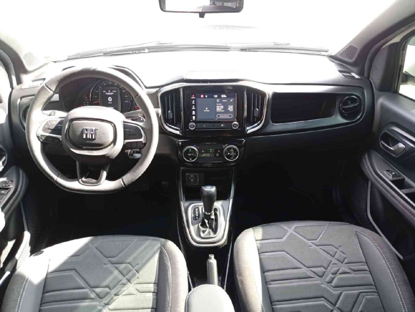 strada cd volcano 1.3 8v cvt firefly 2023/2413