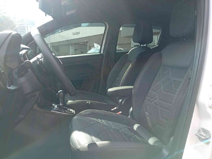 strada cd volcano 1.3 8v cvt firefly 2023/2411