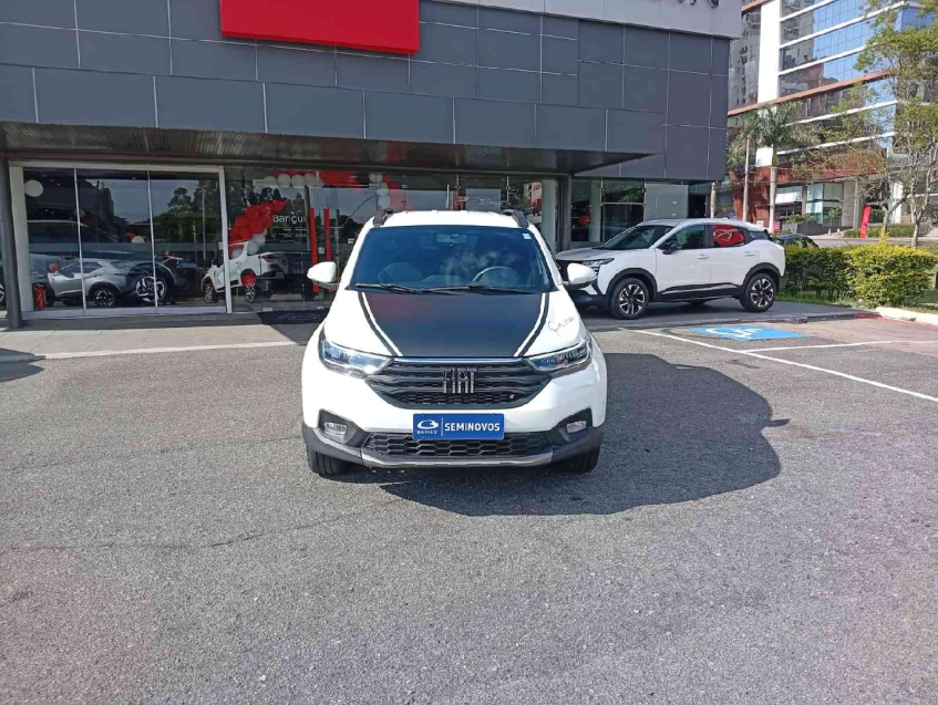 strada cd volcano 1.3 8v cvt firefly 2023/241