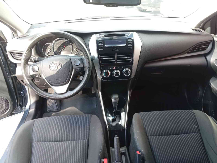yaris sedan xl 1.5 16v cvt8