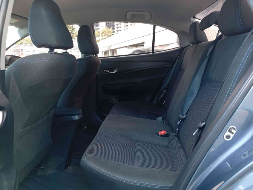 yaris sedan xl 1.5 16v cvt15