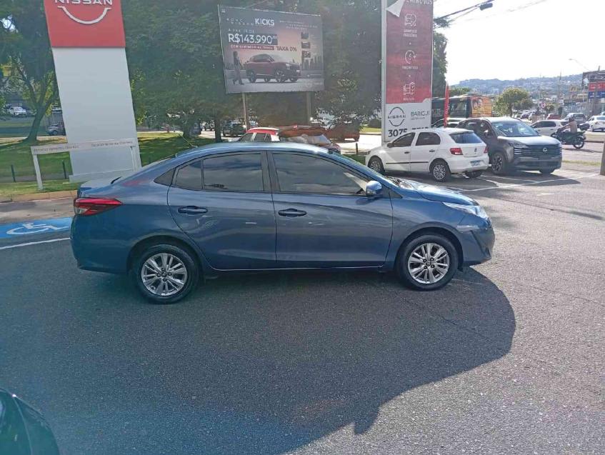 yaris sedan xl 1.5 16v cvt1