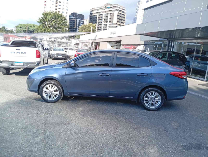 yaris sedan xl 1.5 16v cvt9