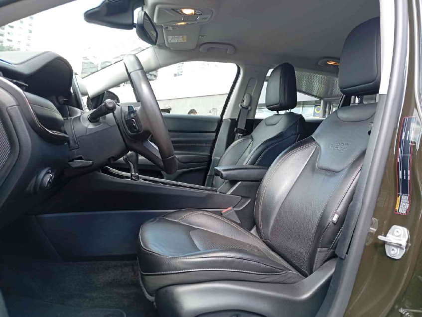 compass limited 4x2 1.3 t270 tb at6  flex automatico 2021/2211