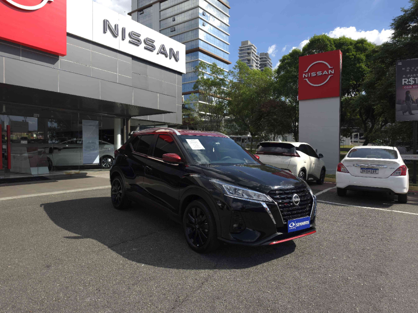 kicks xplay 1.6 16v cvt  automatico 2023/24