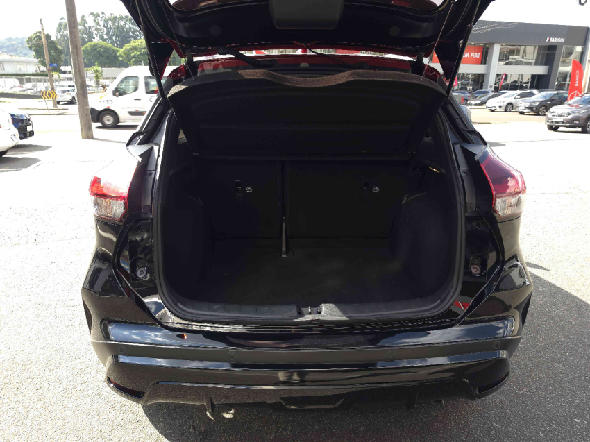 kicks xplay 1.6 16v cvt  automatico 2023/249