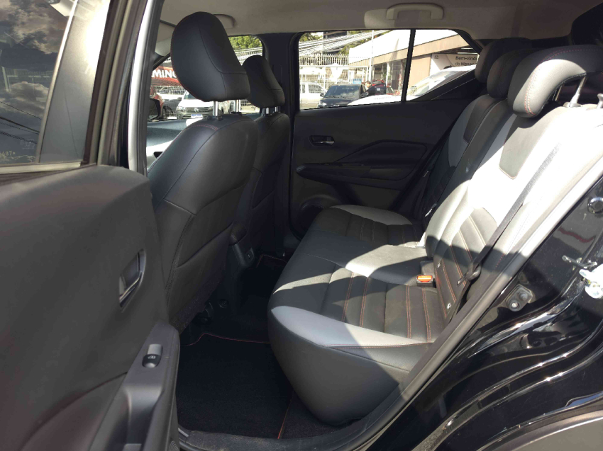 kicks xplay 1.6 16v cvt  automatico 2023/2410