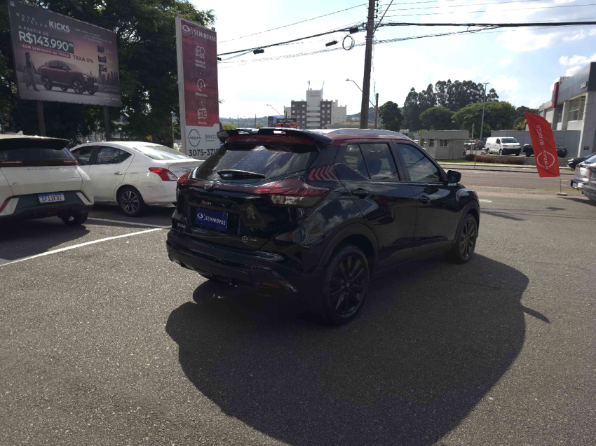 kicks xplay 1.6 16v cvt  automatico 2023/247