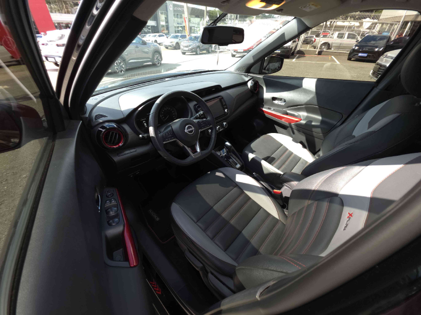 kicks xplay 1.6 16v cvt  automatico 2023/2412