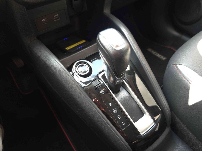 kicks xplay 1.6 16v cvt  automatico 2023/2416