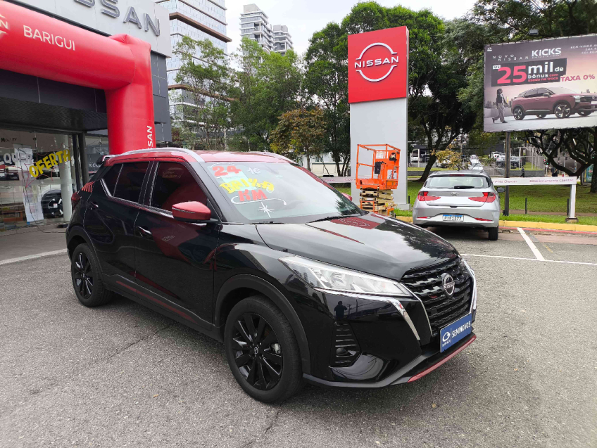 kicks xplay 1.6 16v cvt  automatico 2023/24