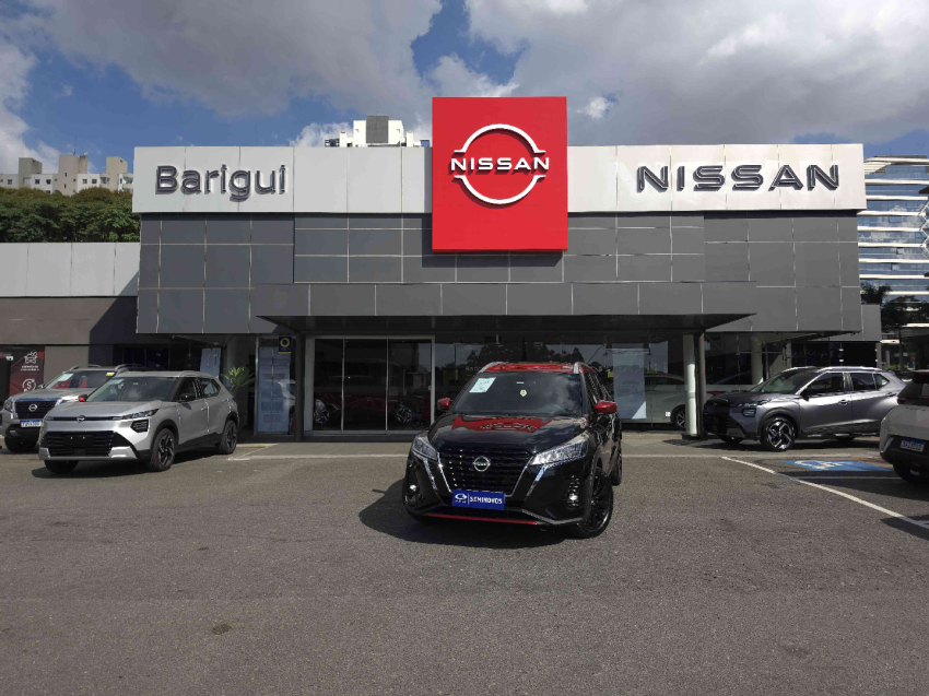 kicks xplay 1.6 16v cvt  automatico 2023/2421