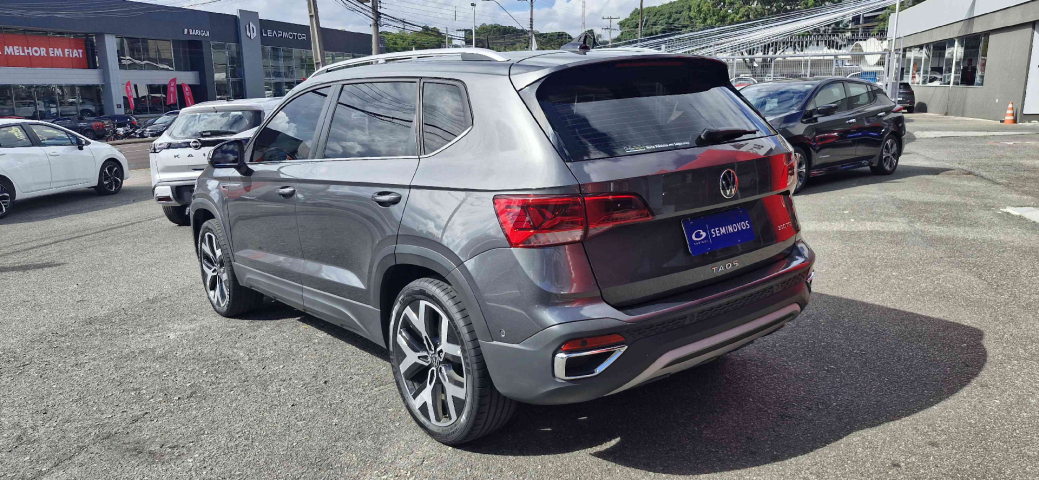 taos highline 250 1.4 tb at flex automatico 2024/244